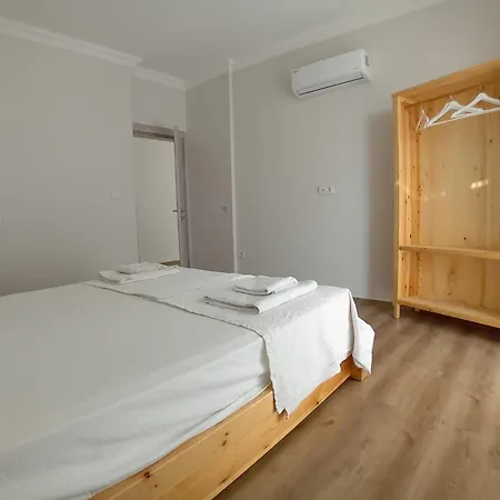 Hill Defne Apartment