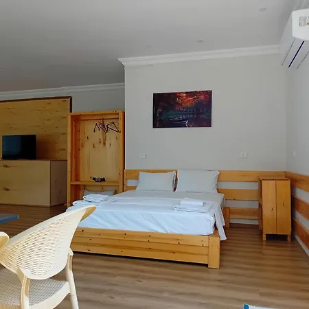 Apartment Hill Defne