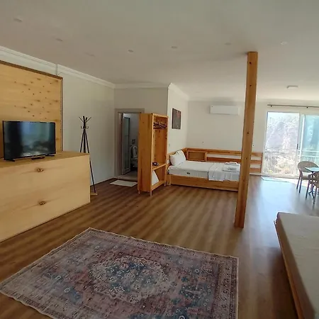 Hill Defne Apartment *