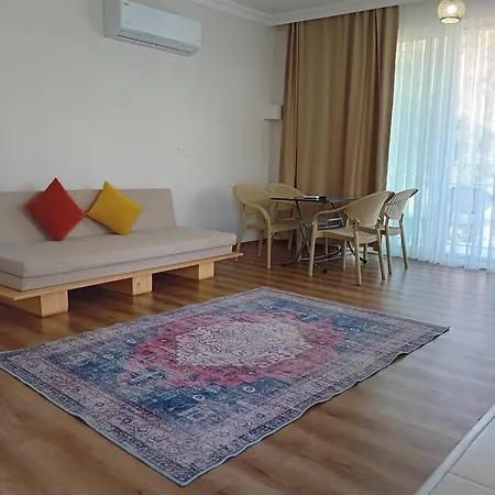 Hill Defne Apartment *