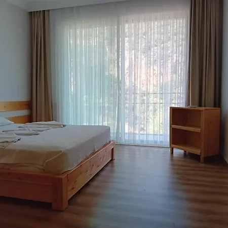Apartment Hill Defne