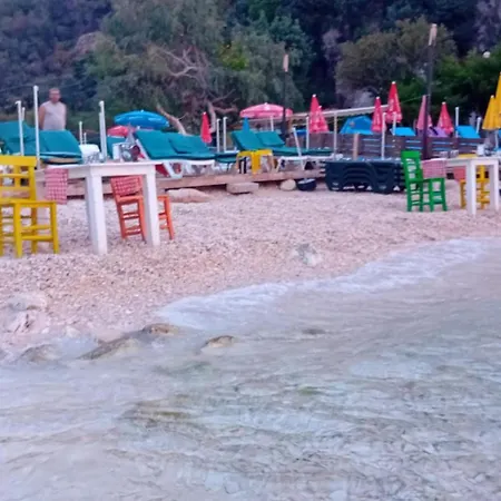 Apartment Hill Defne Kas