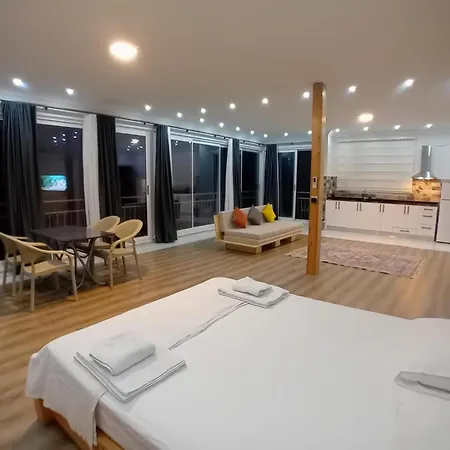 Apartment Hill Defne